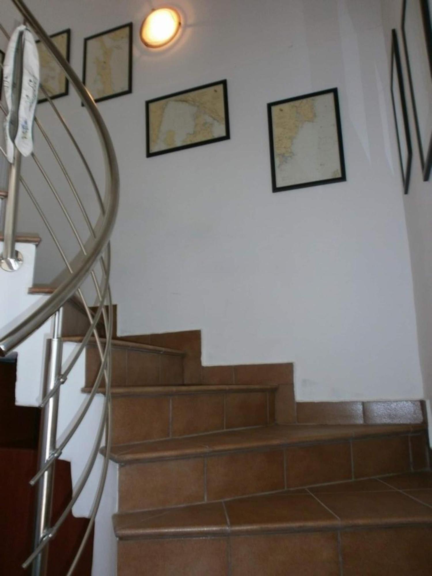 Family Apartments Viva Close To The Beach Крк Экстерьер фото